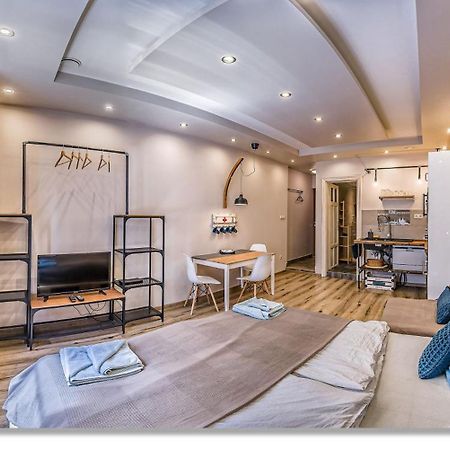 Downtown Boutique Suite Budapest Luaran gambar